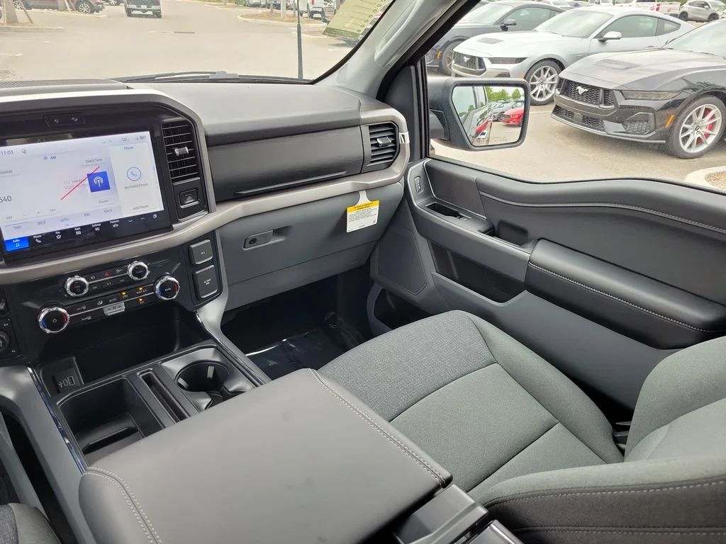 New 2026 Agate Black Metallic Ford XLT image 13