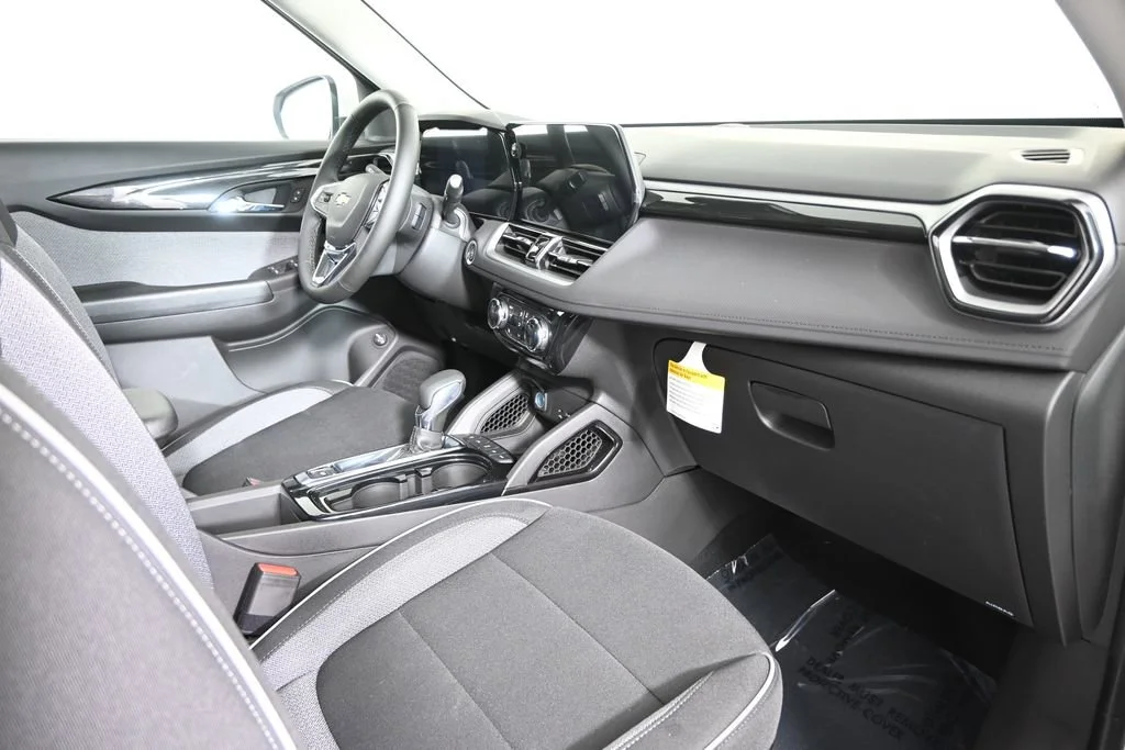 2026 Chevrolet Trailblazer LT - Photo 14