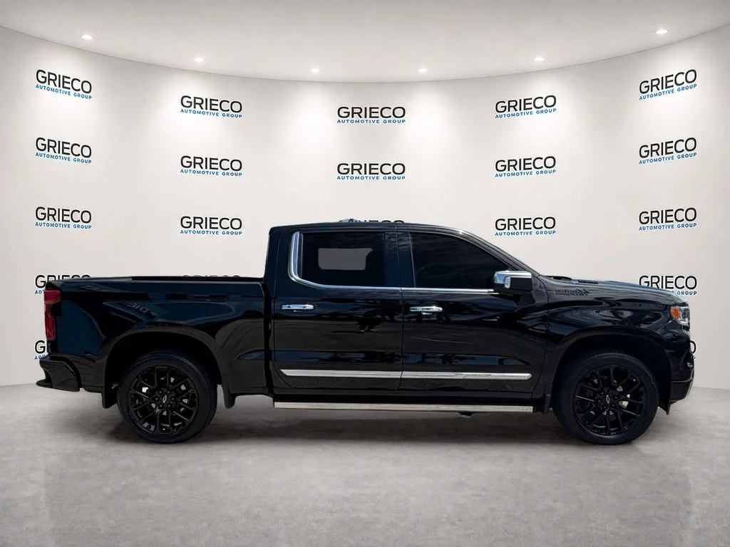 Used 2024 Black Chevrolet High Country image 8