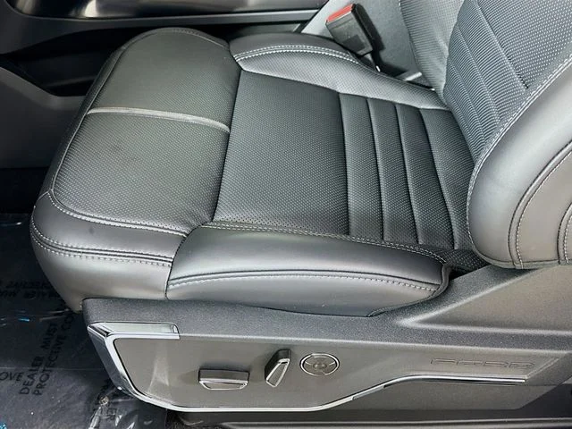 New 2026 Avalanche Ford Platinum image 20