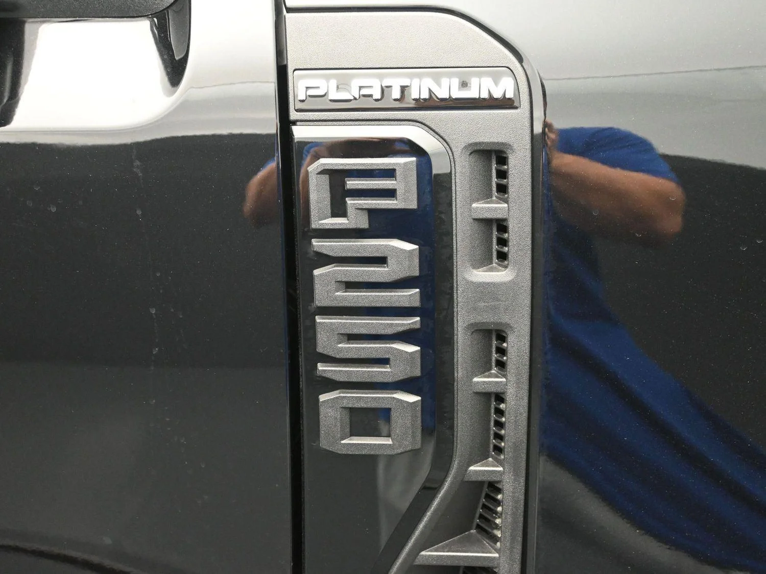2026 Ford F-250 Super Duty Platinum - Photo 6