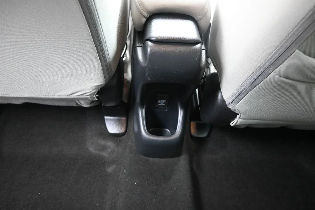 Certified Used 2022 White Honda EX image 17