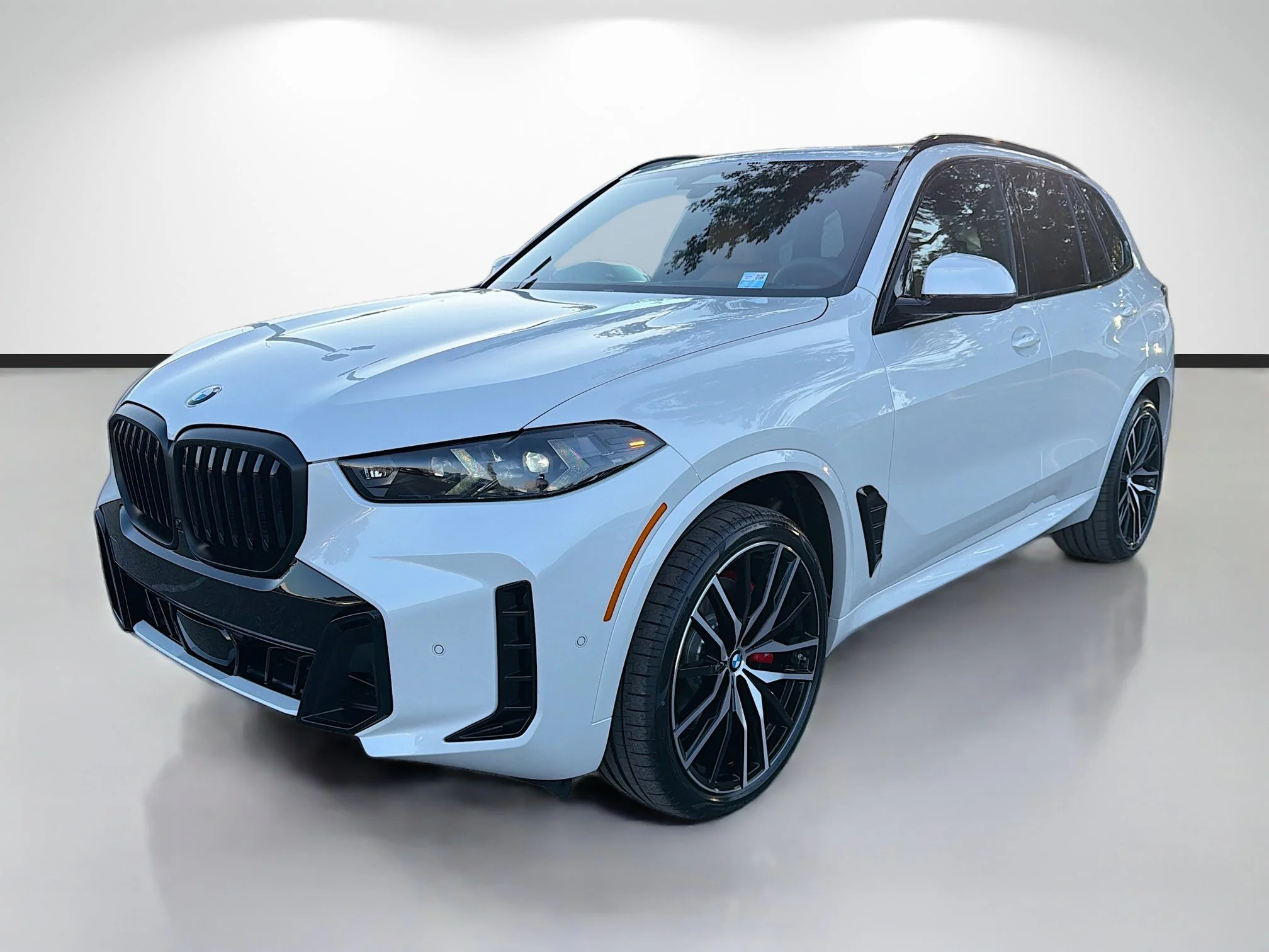 New 2026 Mineral White Metallic BMW xDrive40i image 7