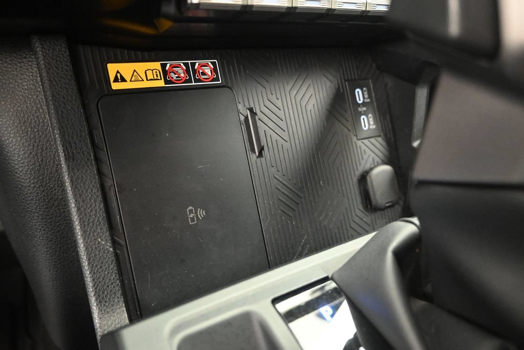 Used 2025 White Toyota Trailhunter image 18