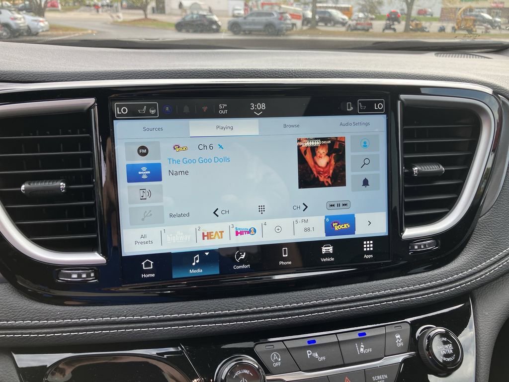 2026 Chrysler Pacifica Select - Photo 7