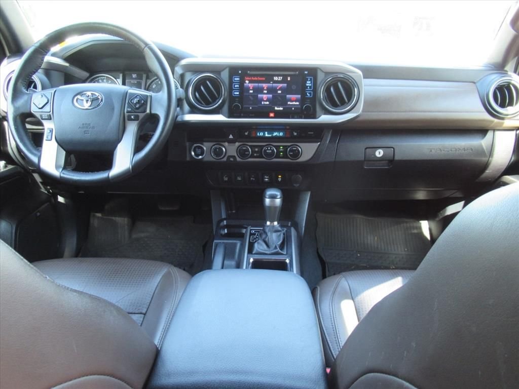 Used 2017 Silver Toyota Limited image 12