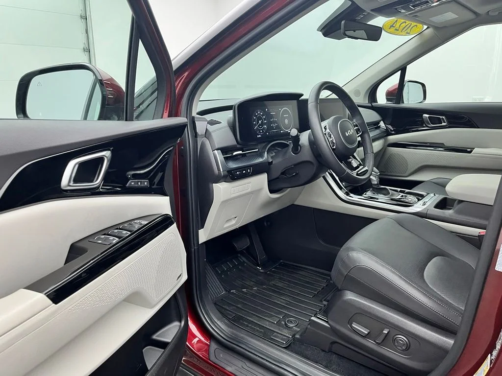 Used 2024 Red Kia SX Prestige image 18