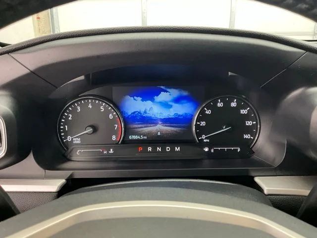 Used 2020 Silver Ford XLT image 10
