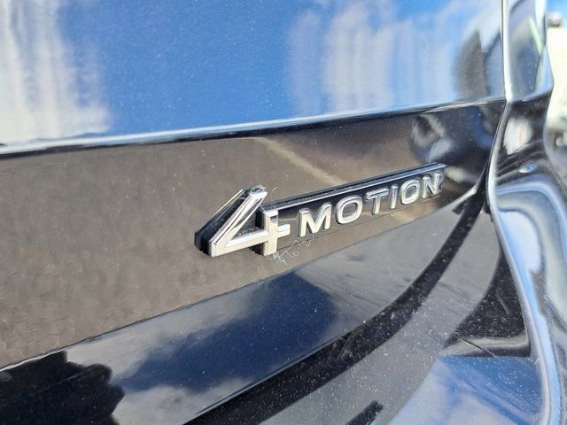 Used 2025 Black Volkswagen 1.5T SE image 28
