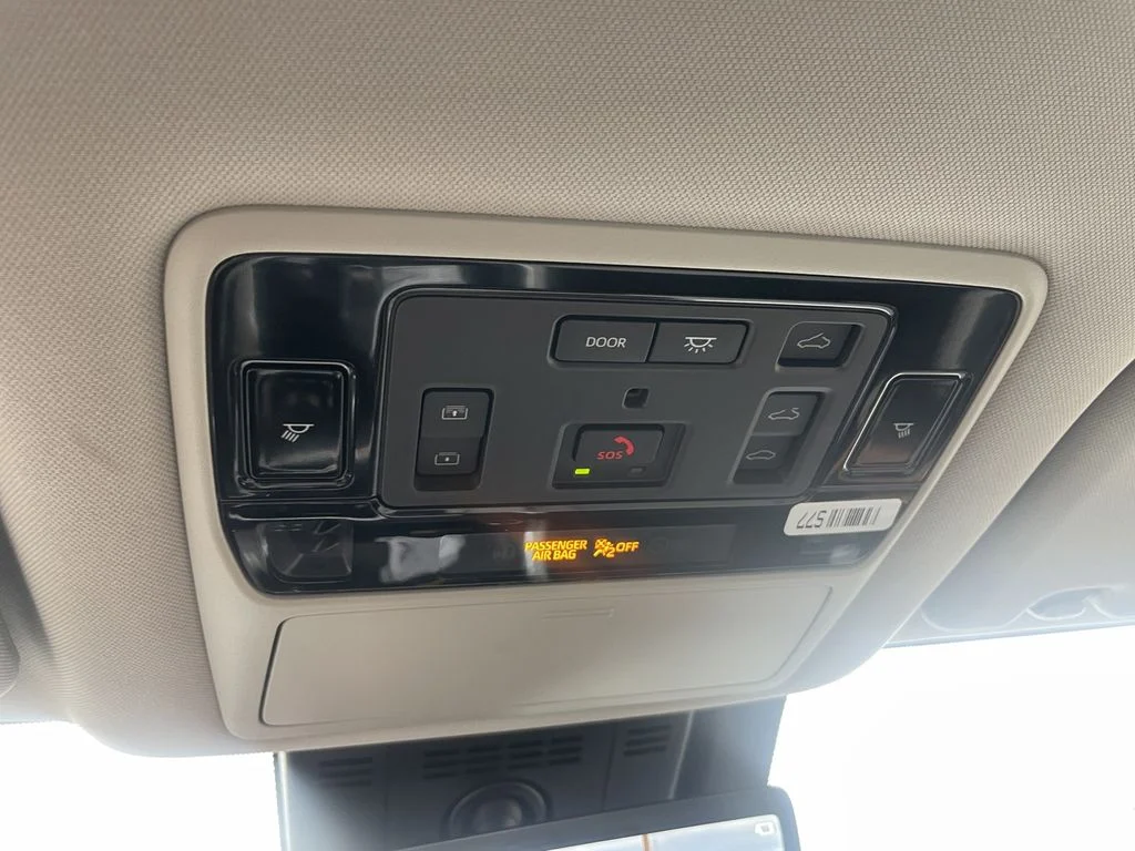 New 2026 Wind Chill Pearl Toyota Platinum image 26