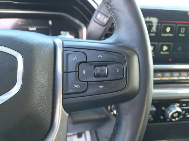Certified Used 2025 Onyx Black GMC Elevation image 21