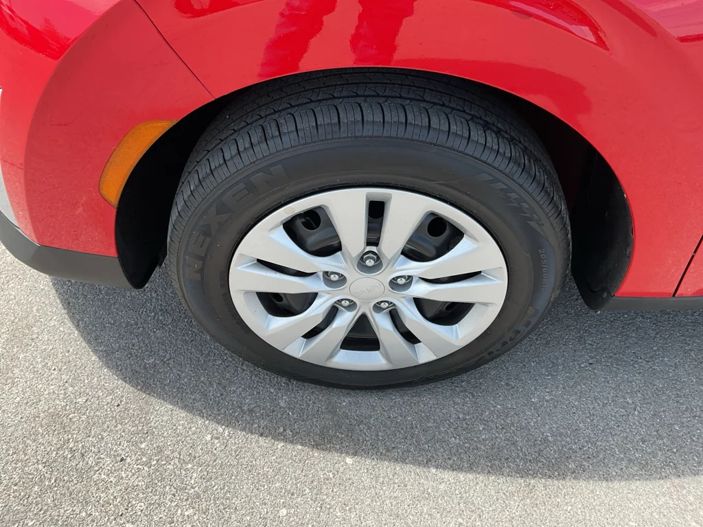 Certified Used 2024 Inferno Red Kia LX image 5