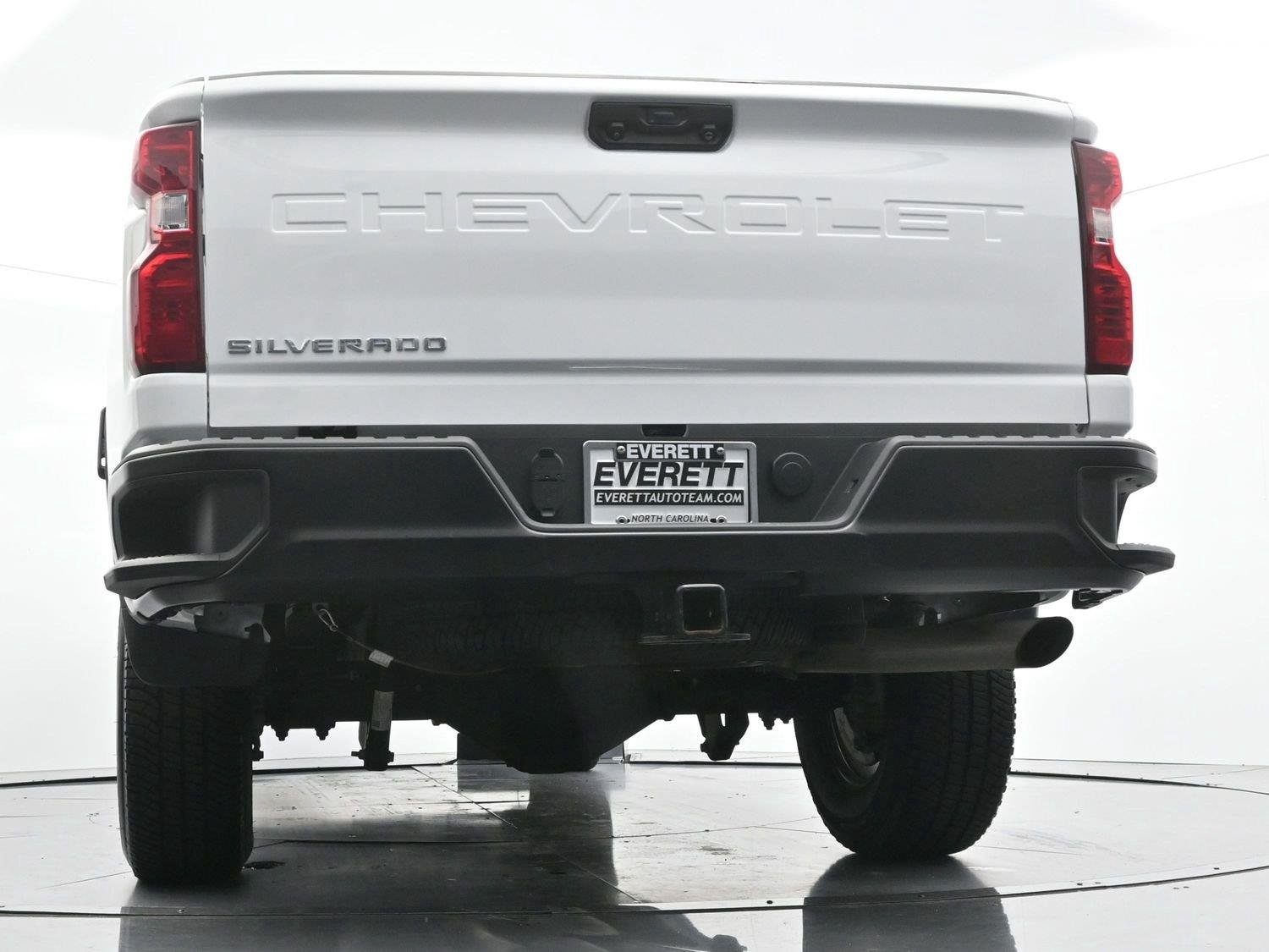 Used 2025 Summit White Chevrolet WT image 45