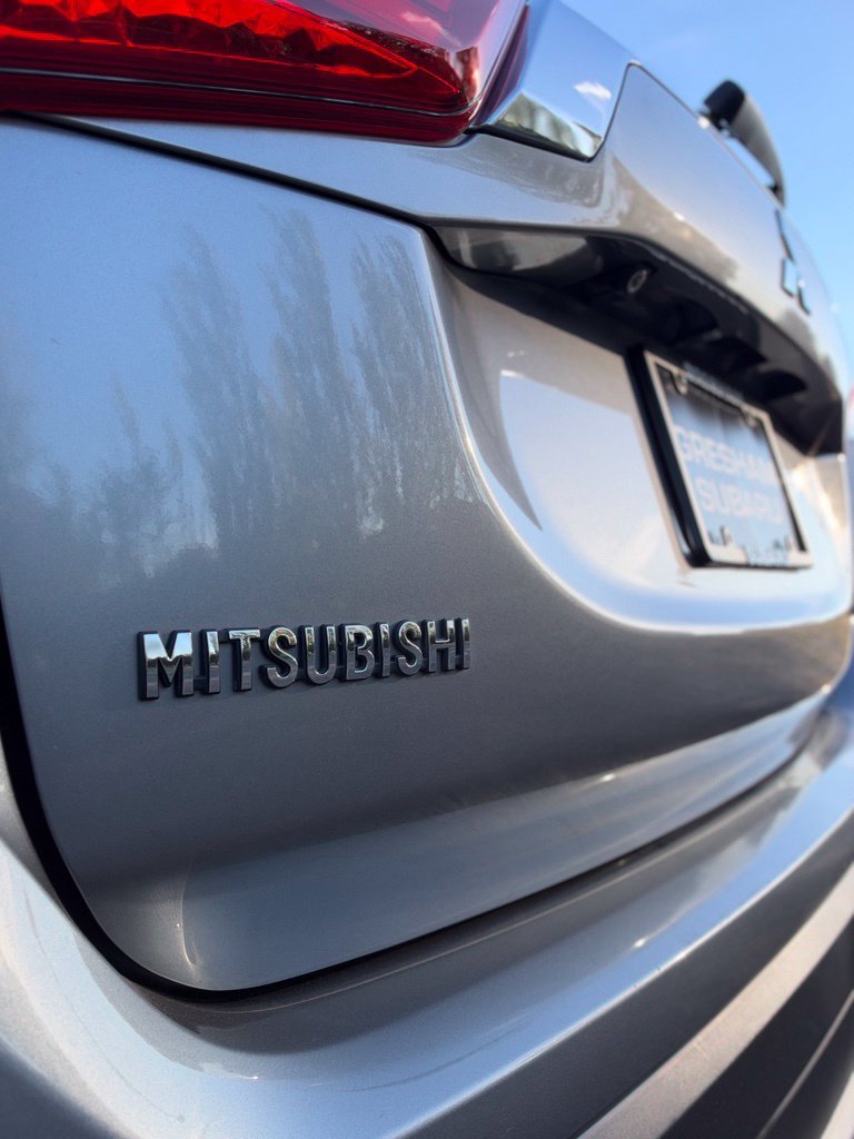 Used 2016 Mercury Gray Metallic Mitsubishi SE image 41