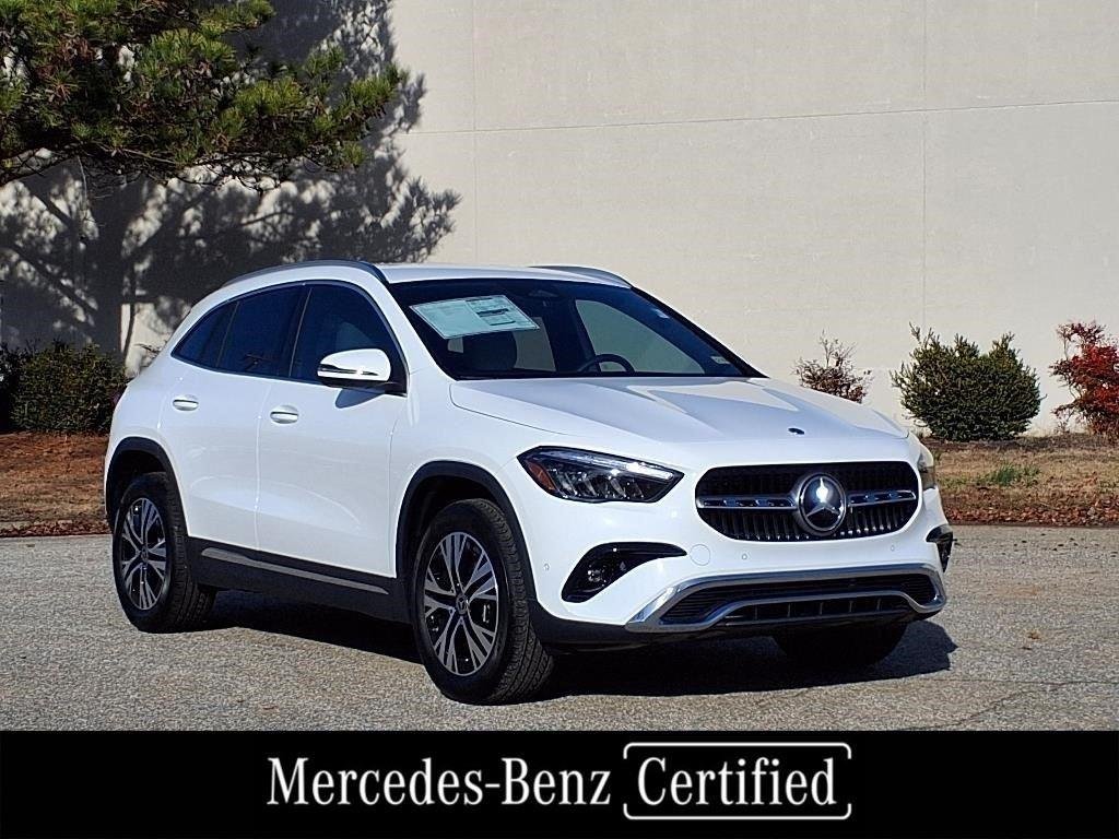 Used 2025 Polar White Mercedes-Benz GLA 250 image 3