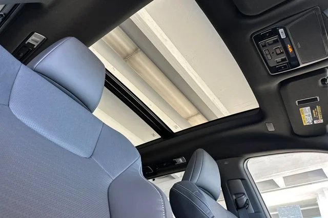 New 2026 Wind Chill Pearl Lexus PREMIUM AWD image 16