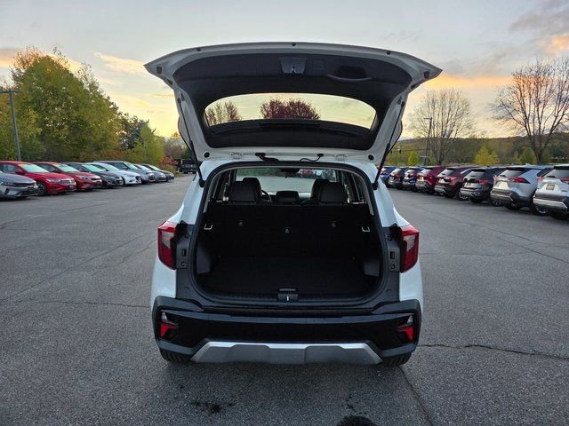 New 2026 White Kia S image 9
