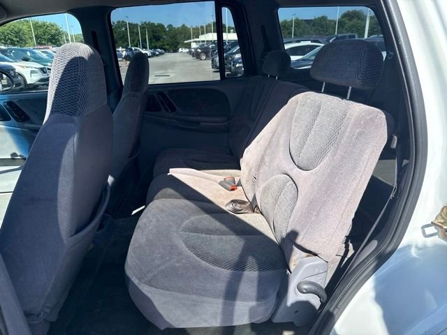 Used 1999  Dodge Base image 22