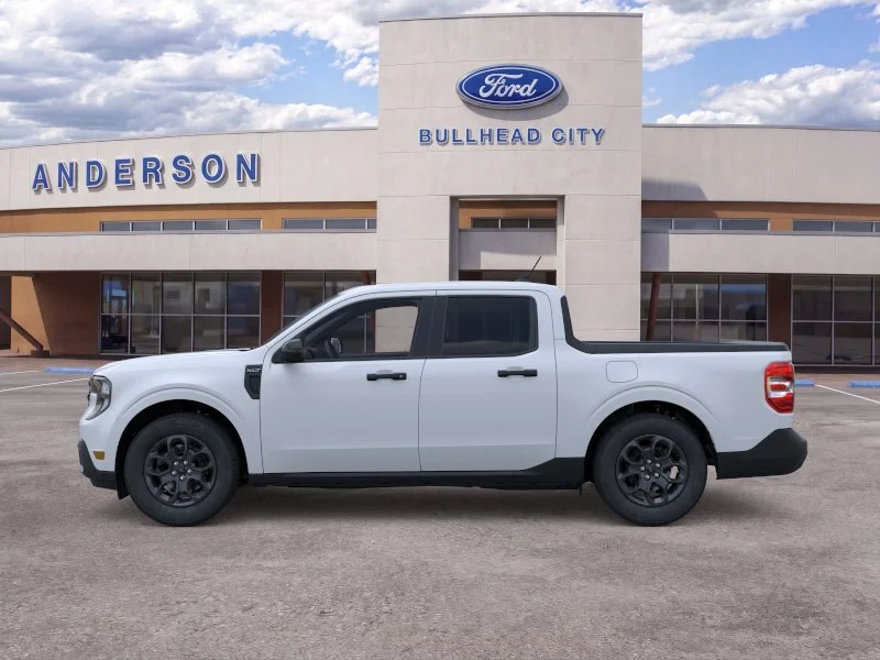 New 2026 Space White Metallic Ford XLT image 3