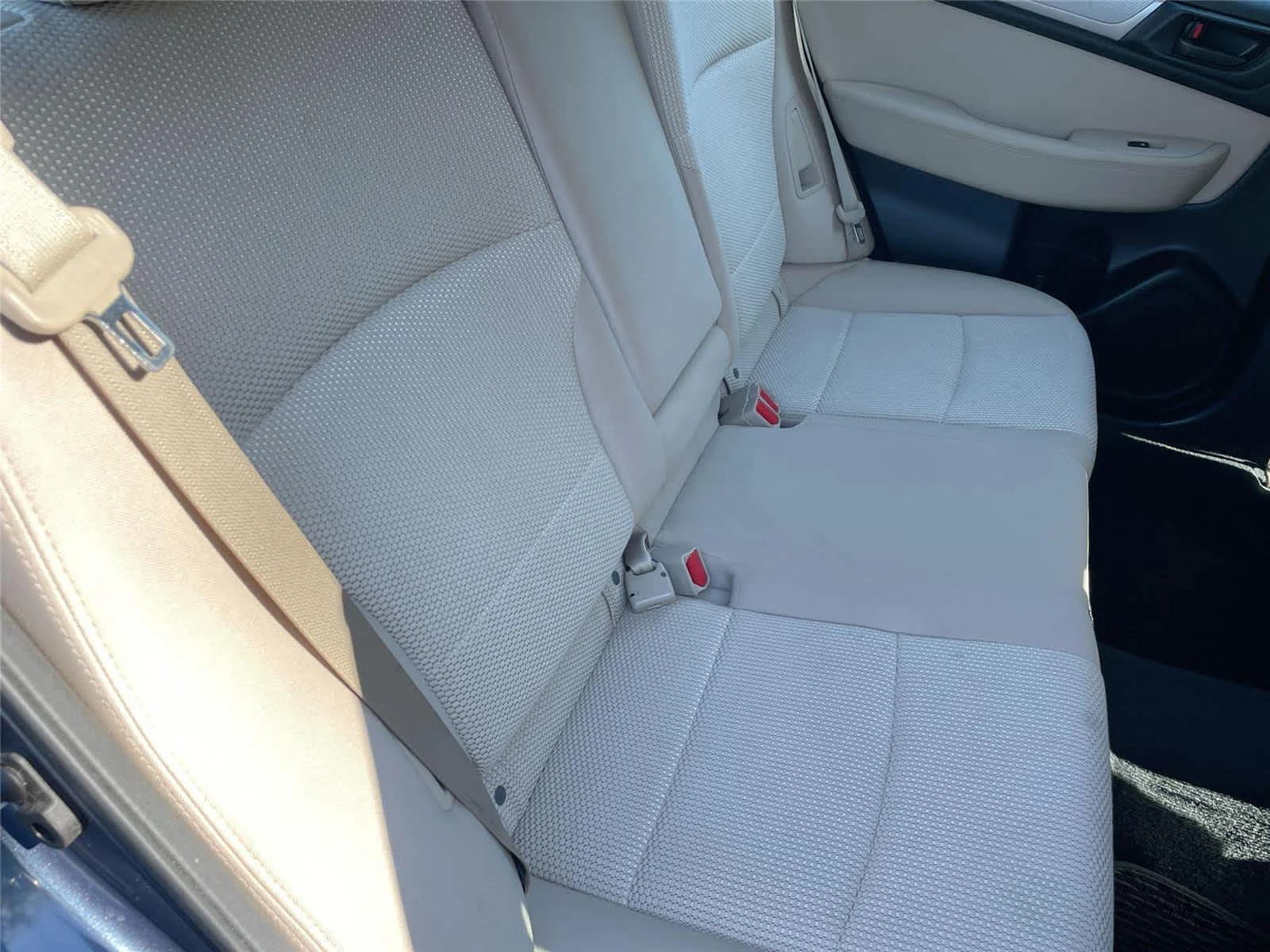 Used 2015 Twilight Blue Metallic Subaru 2.5i image 16