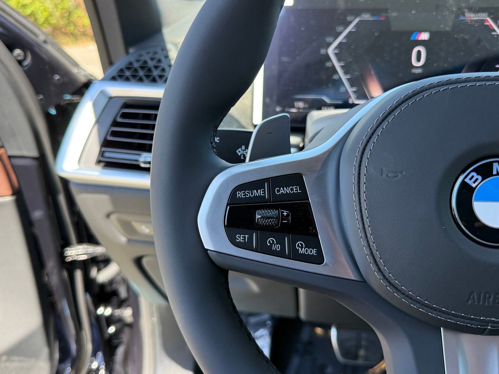 New 2026 Carbon Black Metallic BMW sDrive40i image 20