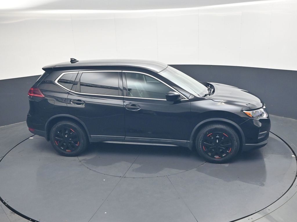Used 2020 Black Nissan S image 33