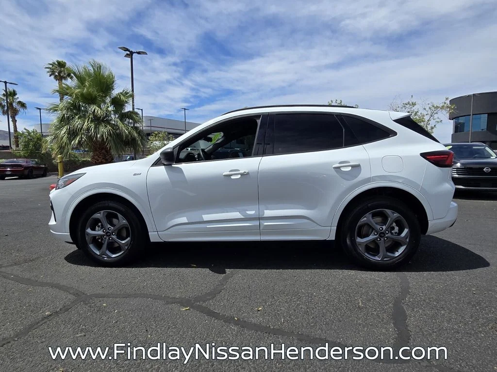 Used 2023 White Ford ST-Line image 3