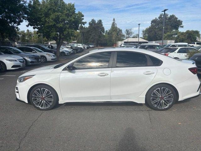 Used 2021 White Kia GT image 3