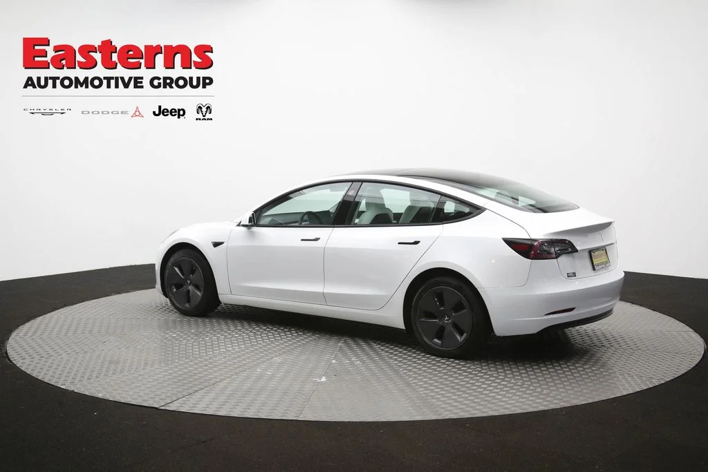 Used 2023 White Tesla Base image 59