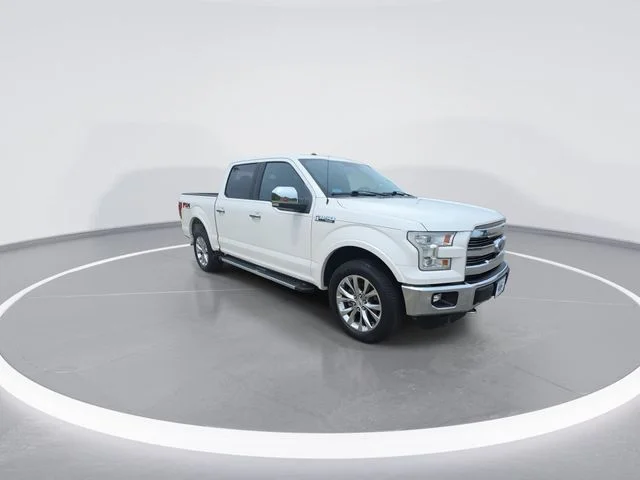 Used 2016 White Ford Lariat image 2