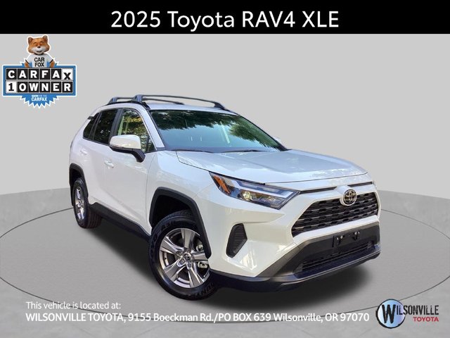 2025 Toyota RAV4 XLE