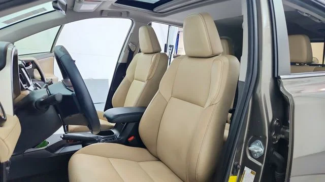 Used 2014 Brown Toyota Limited image 17