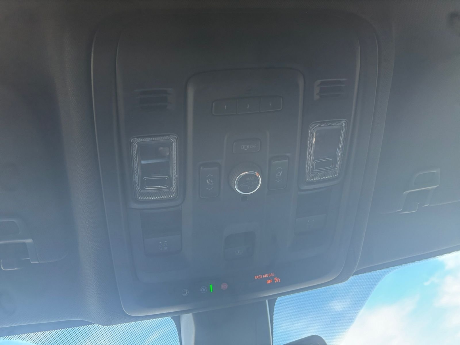 Used 2022 Gray Chevrolet RST image 29