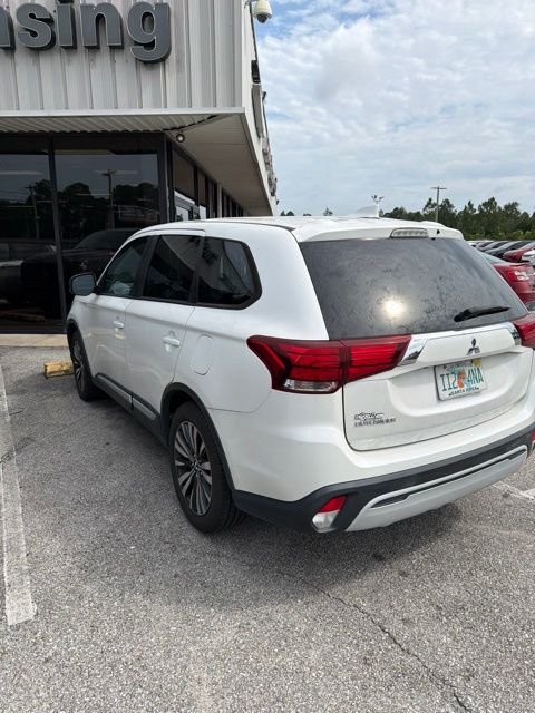 Used 2020 White Mitsubishi ES image 2
