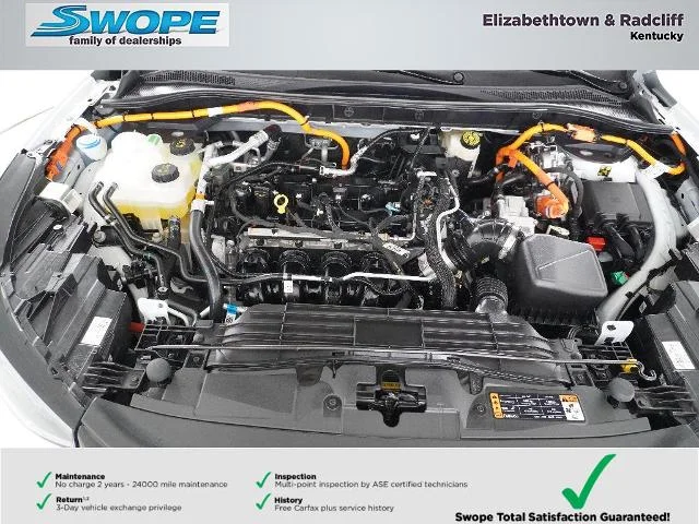 New 2025 Star White Metallic Tri-coat Ford Plug-in Hybrid image 34