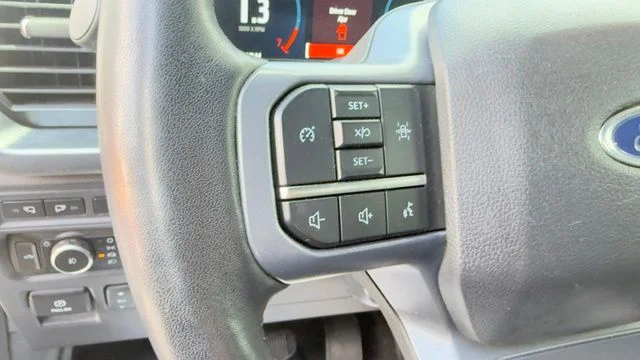 Used 2023 White Ford Lariat image 17