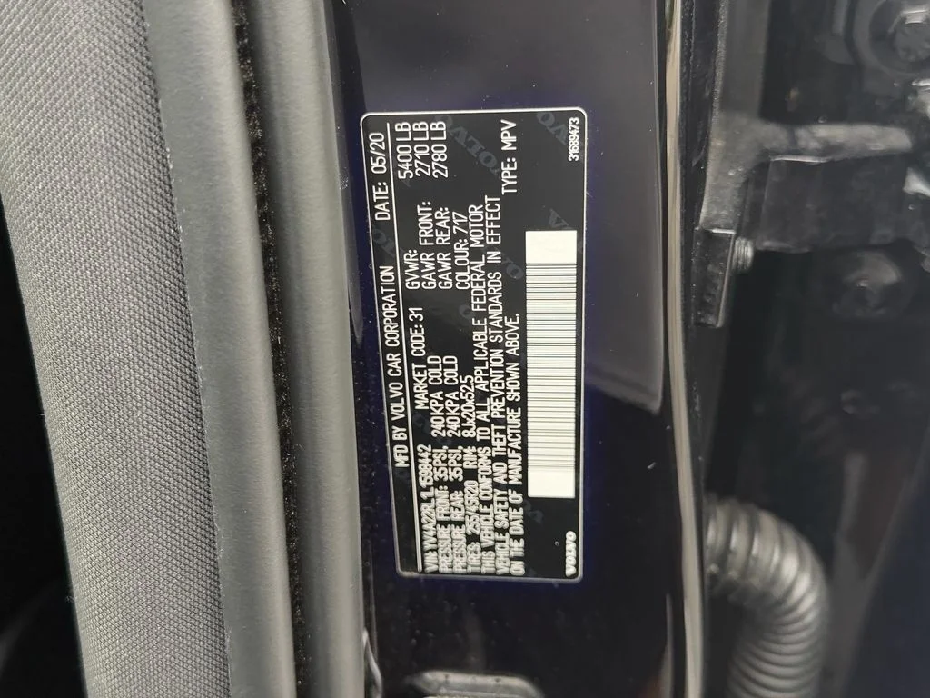 Used 2020 Black Volvo T6 Inscription image 23