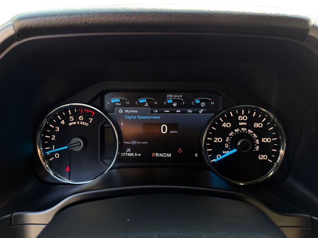 Used 2017 Gray Ford Platinum image 14