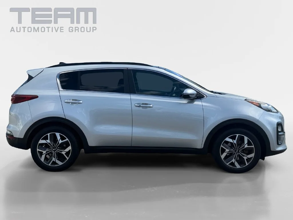 Used 2022 Silver Kia EX image 8