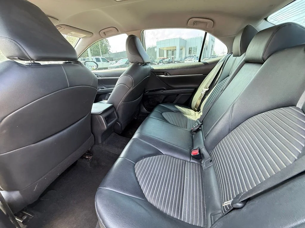 Used 2018 Gray Toyota SE image 23