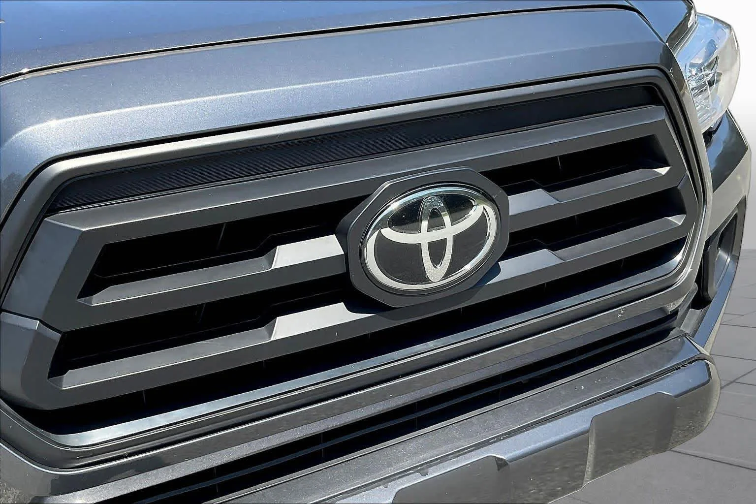 Used 2021 Magnetic Gray Metallic Toyota SR image 29