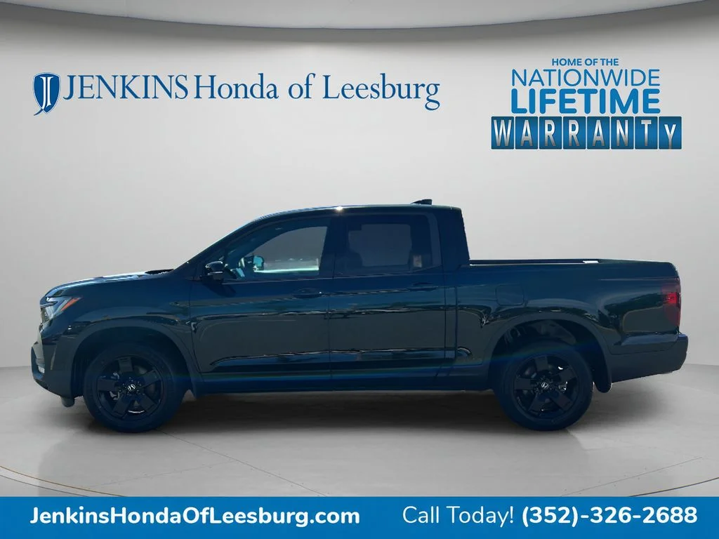 Certified Used 2024 Black Honda Black Edition image 6
