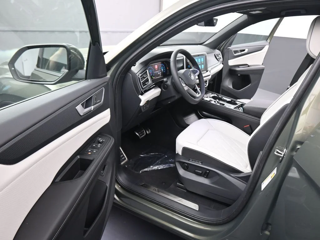 New 2026  Volkswagen 2.0T SEL Premium R-Line image 39
