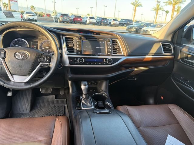 2019 Toyota Highlander Limited Platinum - Photo 14