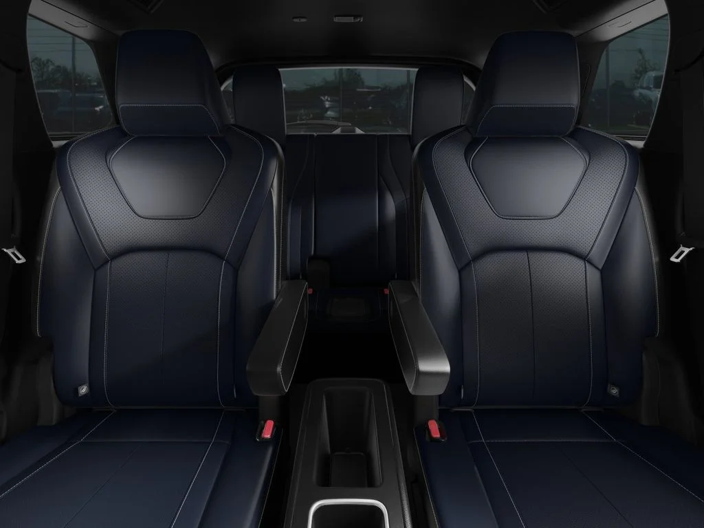New 2027 RADIANT WHITE INFINITI SPORT image 8