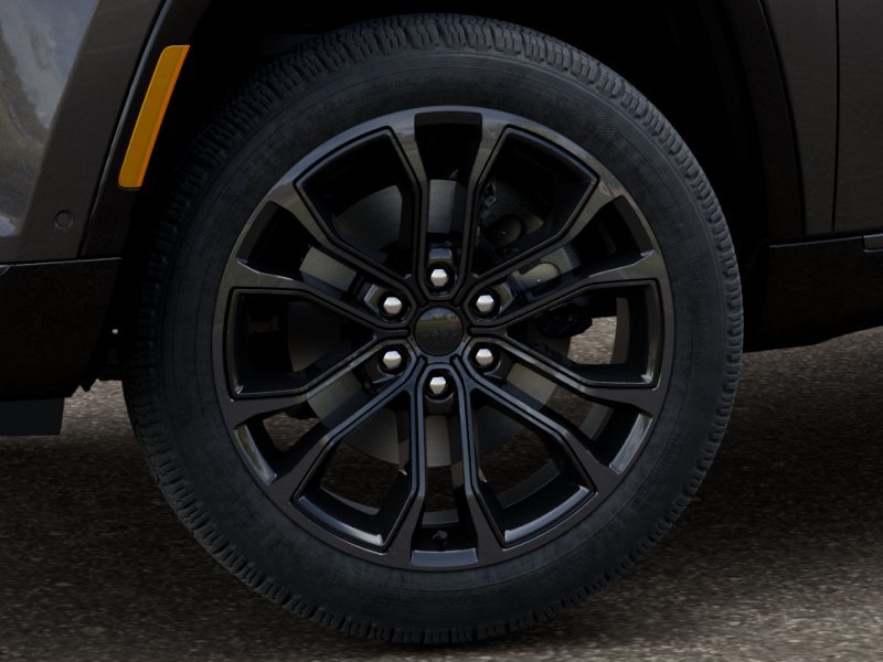New 2026 Baltic-Gray Metallic Clear-Coat Exterior Paint Jeep Summit image 4