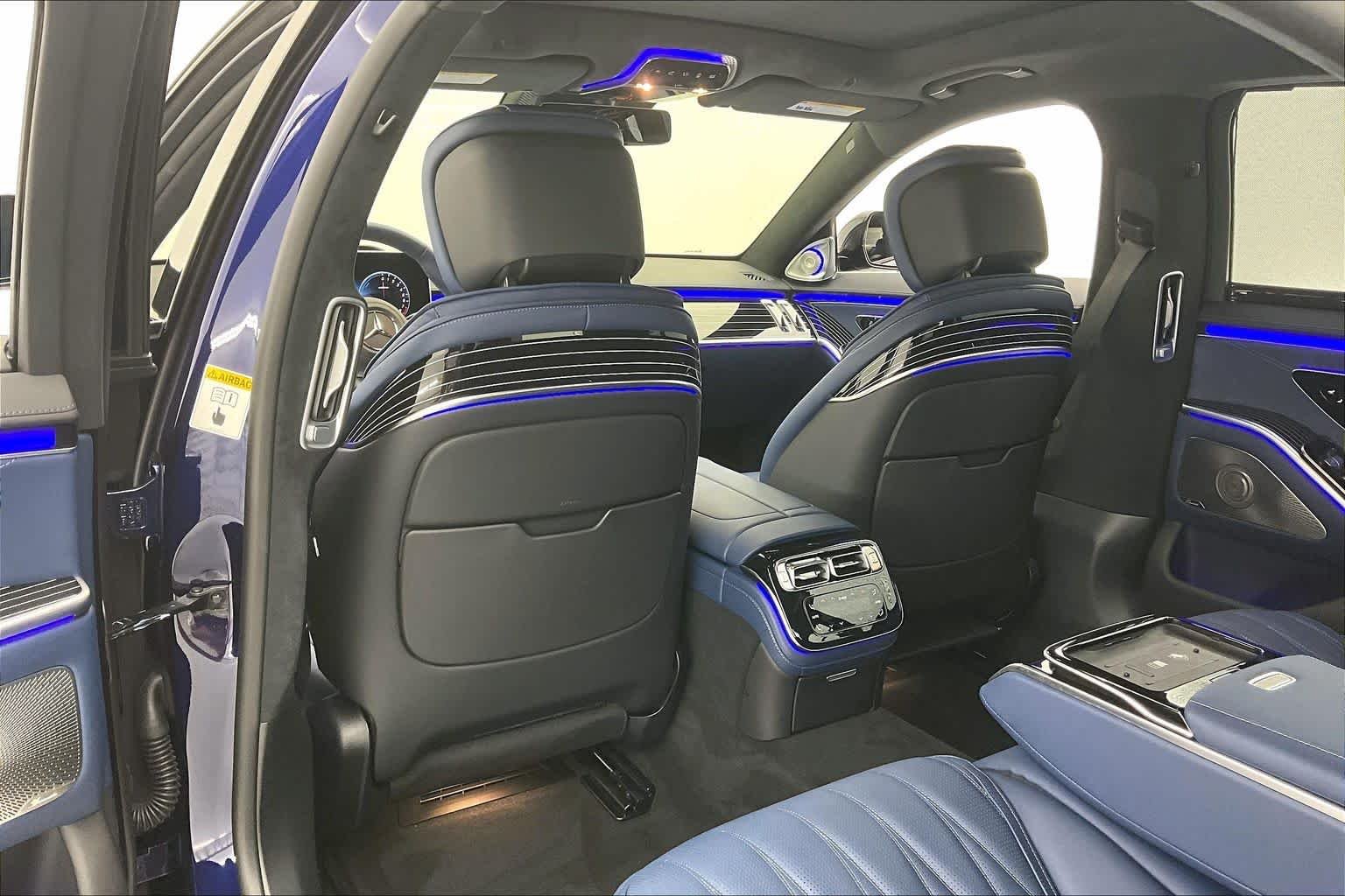 New 2026 MANUFAKTUR Signature Mystic Blue Metallic Mercedes-Benz AMG® S 63 E 4MATIC Sedan image 12