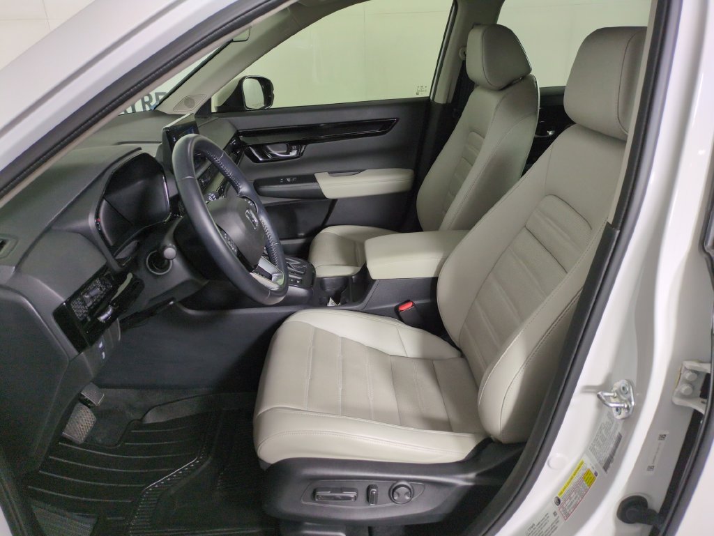 Certified Used 2025 Platinum White Honda EX-L image 10