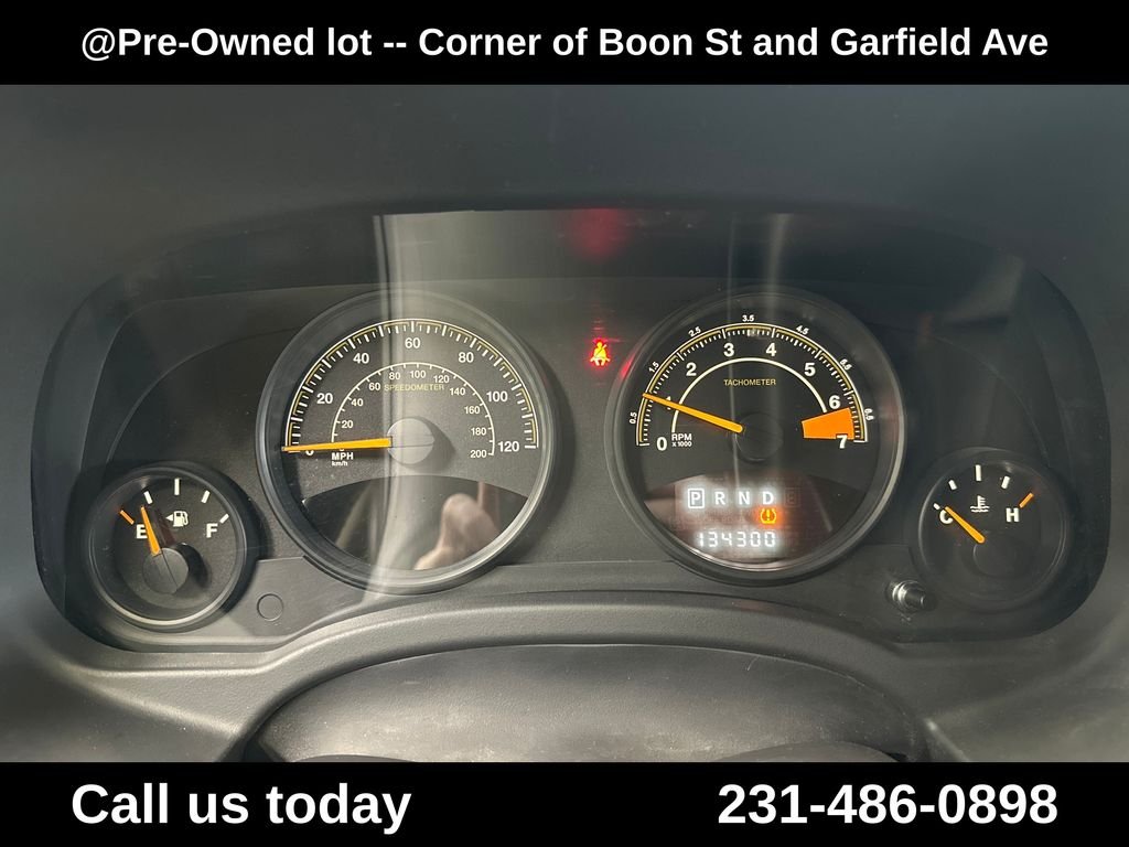 Used 2014 Gray Jeep Latitude image 23