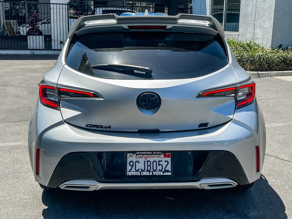 Certified Used 2022 Silver Toyota SE image 5